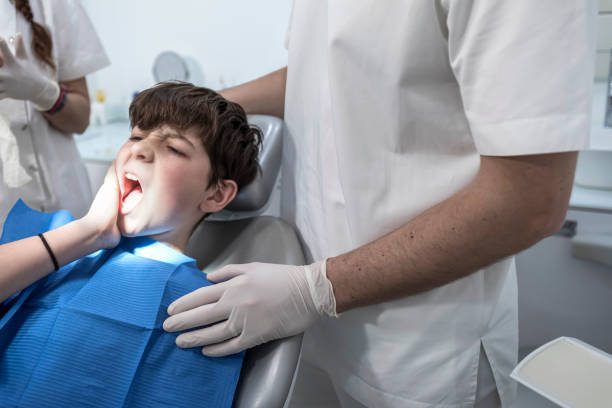 Best Weekend Emergency Dentist in Hamilton, TX